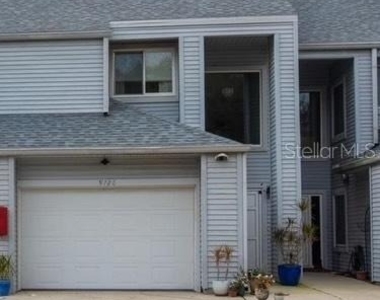 9726 Tiffany Oaks Lane - Photo Thumbnail 2