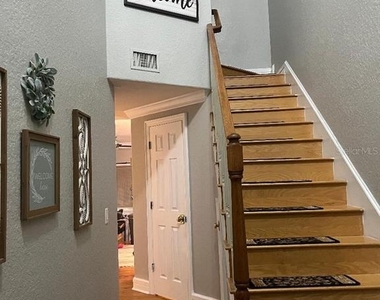 9726 Tiffany Oaks Lane - Photo Thumbnail 4