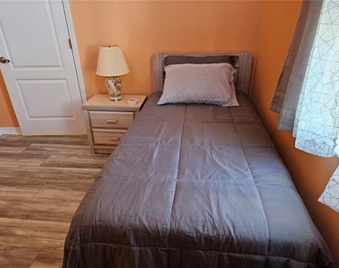 1161 Jameson Greens Drive - Photo Thumbnail 18