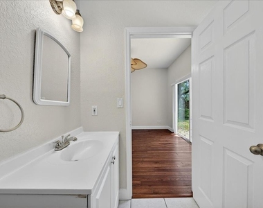 2000 Brent Place - Photo Thumbnail 40