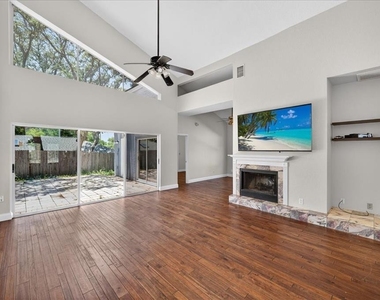 2000 Brent Place - Photo Thumbnail 5