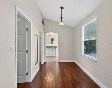 2000 Brent Place - Photo Thumbnail 49
