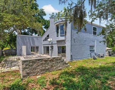 2000 Brent Place - Photo Thumbnail 57