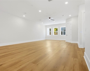 1413 Bayshore Boulevard - Photo Thumbnail 7