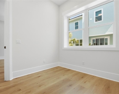 1413 Bayshore Boulevard - Photo Thumbnail 48