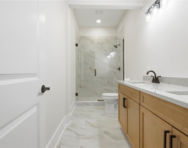 1413 Bayshore Boulevard - Photo Thumbnail 42
