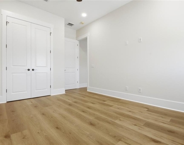 1413 Bayshore Boulevard - Photo Thumbnail 33