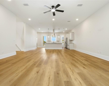 1413 Bayshore Boulevard - Photo Thumbnail 5