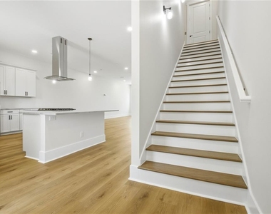 1413 Bayshore Boulevard - Photo Thumbnail 16