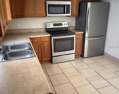 2463 Chestnut Woods Drive - Photo Thumbnail 4