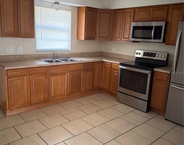 2463 Chestnut Woods Drive - Photo Thumbnail 3