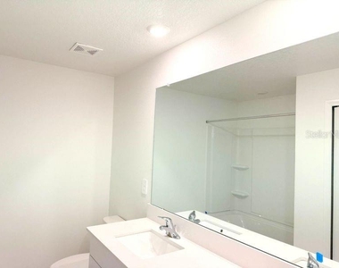 10315 Honey Hammock Way - Photo Thumbnail 13