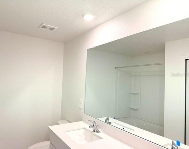 10315 Honey Hammock Way - Photo Thumbnail 11