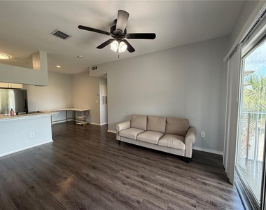 13115 Sanctuary Cove Drive - Photo Thumbnail 8