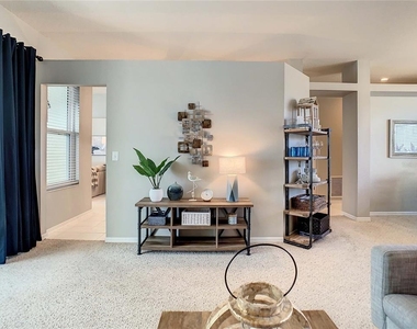 1521 Crooked Stick Drive - Photo Thumbnail 4