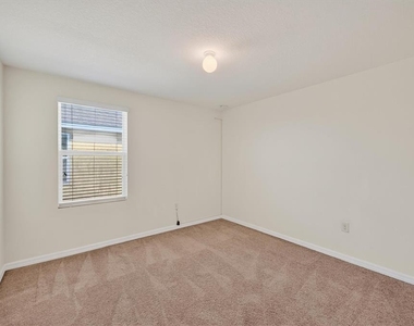 4842 San Palermo Drive - Photo Thumbnail 21