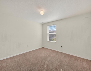 4842 San Palermo Drive - Photo Thumbnail 18