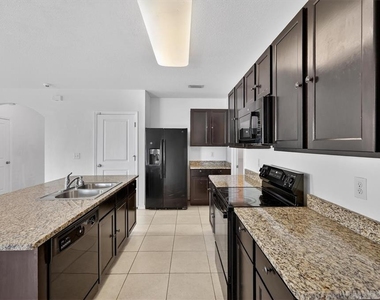 4842 San Palermo Drive - Photo Thumbnail 8