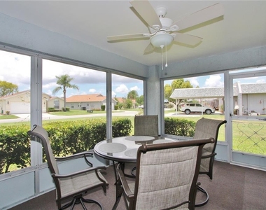 9635 Greenskeeper Drive - Photo Thumbnail 15