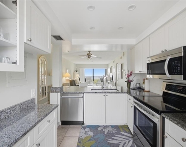 6322 Palma Del Mar Boulevard S - Photo Thumbnail 7