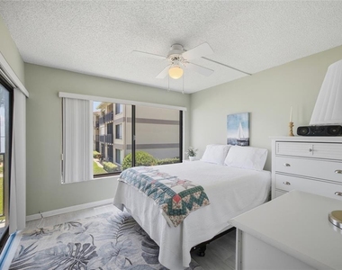 6322 Palma Del Mar Boulevard S - Photo Thumbnail 9