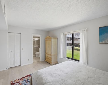 6322 Palma Del Mar Boulevard S - Photo Thumbnail 12