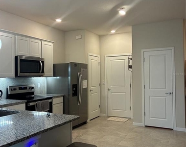 31371 Amberview Bend - Photo Thumbnail 9