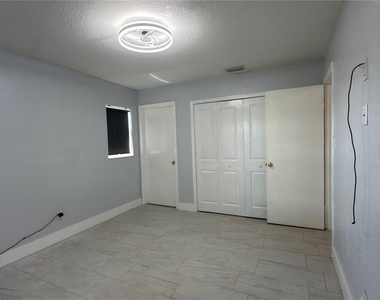 8106 Wichita Way - Photo Thumbnail 9