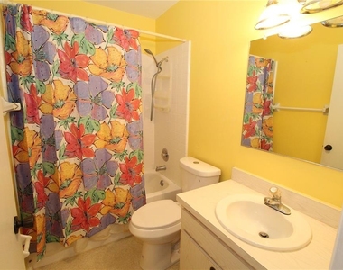 2345 Glenmore Circle - Photo Thumbnail 16