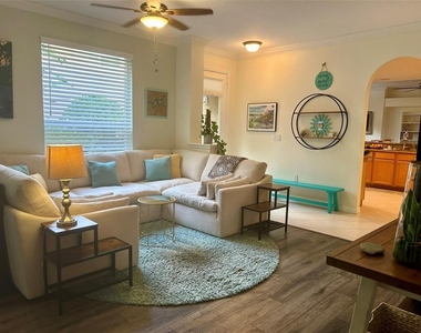 4244 Preserve Place - Photo Thumbnail 12