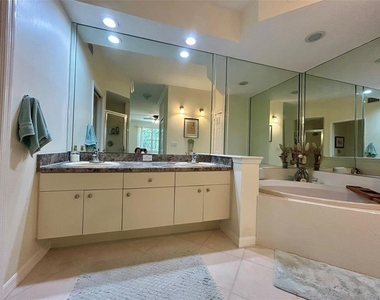 4244 Preserve Place - Photo Thumbnail 30