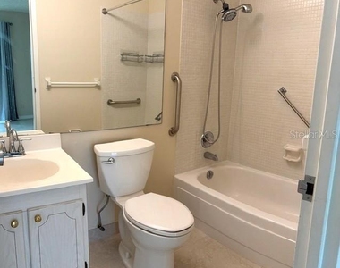 302 Canton Court - Photo Thumbnail 18