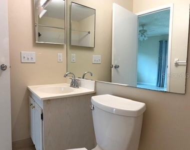 302 Canton Court - Photo Thumbnail 19