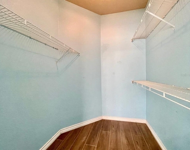 4333 Bayside Village Drive - Photo Thumbnail 12