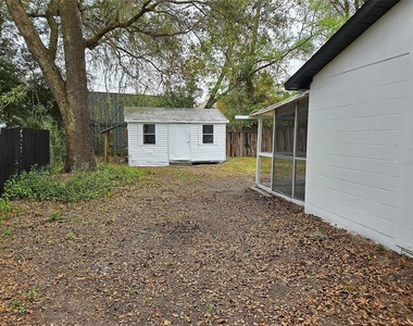 4051 Nw 19th Avenue - Photo Thumbnail 12