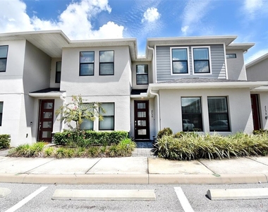 4734 Terra Esmeralda - Photo Thumbnail 8