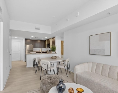 5579 Millenia Park Boulevard - Photo Thumbnail 2