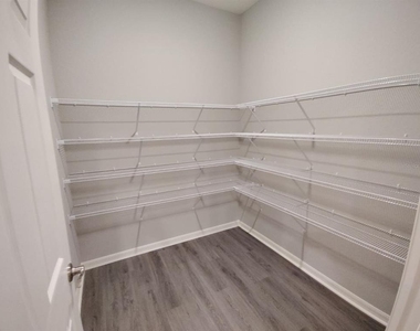 1497 Fleur Drive - Photo Thumbnail 12