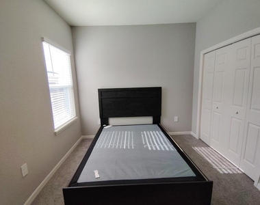 1497 Fleur Drive - Photo Thumbnail 7