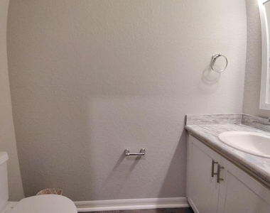 1497 Fleur Drive - Photo Thumbnail 9