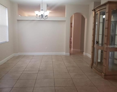 12517 Beacontree Way - Photo Thumbnail 5
