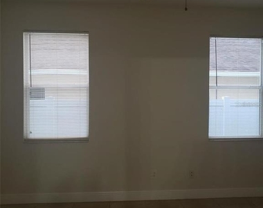 12517 Beacontree Way - Photo Thumbnail 33