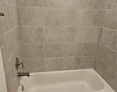 4012 Via Sienna Circle - Photo Thumbnail 19