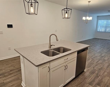 4012 Via Sienna Circle - Photo Thumbnail 3