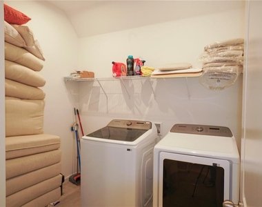 7964 Waterfield Avenue - Photo Thumbnail 19