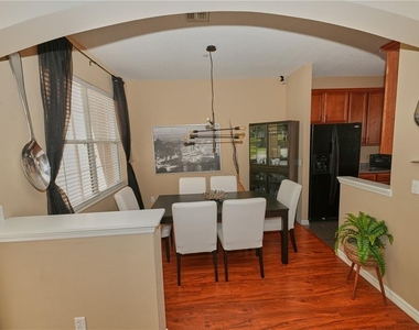 9135 Cardinal Meadow Trail - Photo Thumbnail 4