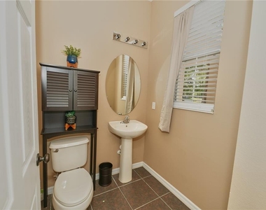 9135 Cardinal Meadow Trail - Photo Thumbnail 14