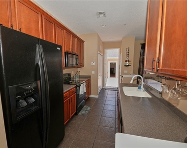 9135 Cardinal Meadow Trail - Photo Thumbnail 8