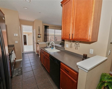 9135 Cardinal Meadow Trail - Photo Thumbnail 7