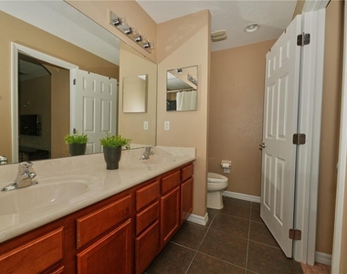 9135 Cardinal Meadow Trail - Photo Thumbnail 20